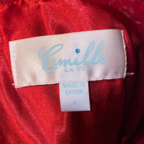 LONG RED PROM DRESS SIZE 6 - Picture 5 of 6